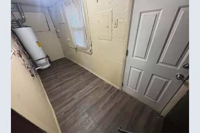 105 E 39th Avenue, Gary, IN 46409 - Photo 19