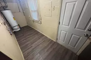 105 E 39th Ave, Gary, IN 46409 - Photo 19