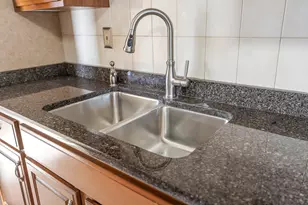 3519 45th St, Highland, IN 46322 - Photo 7