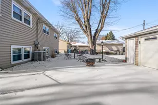 3519 45th St, Highland, IN 46322 - Photo 29