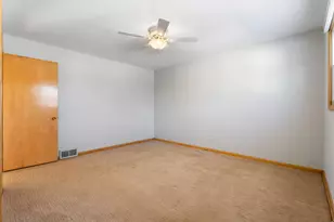 3519 45th St, Highland, IN 46322 - Photo 13