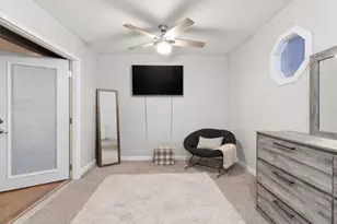 2901 New York St, Lake Station, IN 46405 - Photo 7