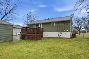 715 Cheyenne Dr, Lowell, IN 46356 - Photo 25