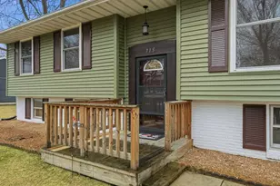 715 Cheyenne Dr, Lowell, IN 46356 - Photo 21