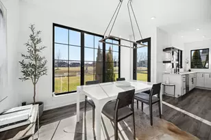 306 W Prairie Ln, Valparaiso, IN 46385 - Photo 13