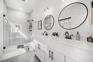 306 W Prairie Ln, Valparaiso, IN 46385 - Photo 25