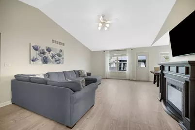 566 Fox Burrow Court, Valparaiso, IN 46385 - Photo 3