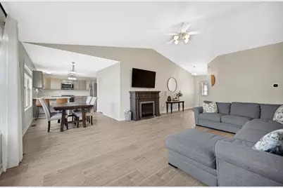 566 Fox Burrow Court, Valparaiso, IN 46385 - Photo 5