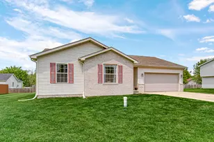 566 Fox Burrow Ct, Valparaiso, IN 46385 - Photo 23