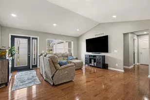 1537 N Timberlyn Dr, La Porte, IN 46350 - Photo 5