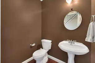 491 W Division Rd, Valparaiso, IN 46385 - Photo 21