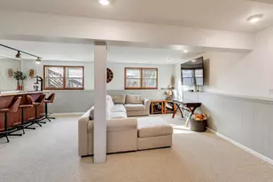 2530 Capri Dr, Schererville, IN 46375 - Photo 25