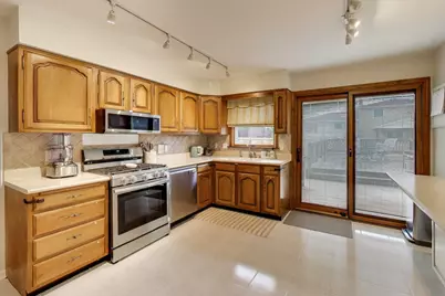 2530 Capri Drive, Schererville, IN 46375 - Photo 11