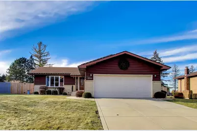 2530 Capri Drive, Schererville, IN 46375 - Photo 3