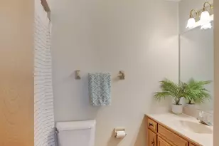 237 Blickview Dr, Schererville, IN 46375 - Photo 21