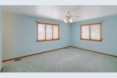 237 Blickview Drive, Schererville, IN 46375 - Photo 15