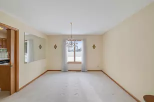 237 Blickview Dr, Schererville, IN 46375 - Photo 11