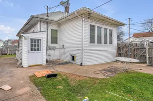 446 Detroit St, Hammond, IN 46320 - Photo 7