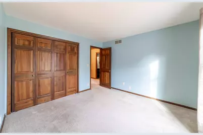 842 N 400 E, Valparaiso, IN 46383 - Photo 17