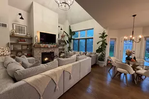 1114 Barrington Ct, Schererville, IN 46375 - Photo 9