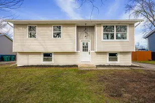 3254 W 74th Ct, Merrillville, IN 46410 - Photo 1