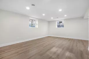 3254 W 74th Ct, Merrillville, IN 46410 - Photo 23