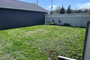 103 Michigan St, Chesterton, IN 46304 - Photo 5