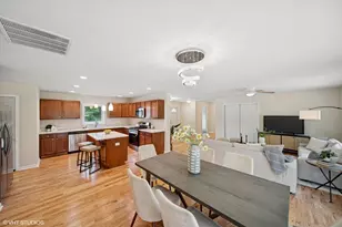 9102 W Valley Ct, Michigan City, IN 46360 - Photo 9