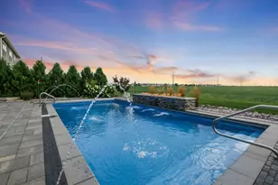 10148 Sentry Dr, Saint John, IN 46373 - Photo 5