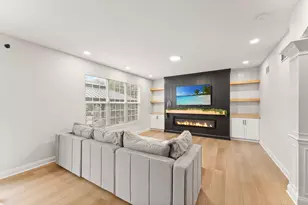 10148 Sentry Dr, Saint John, IN 46373 - Photo 9