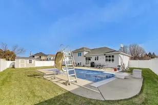 6926 Hawk Dr, Schererville, IN 46375 - Photo 43