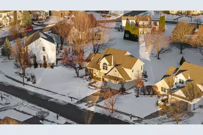 3204 Clairborne Crossing, Valparaiso, IN 46385 - Photo 3