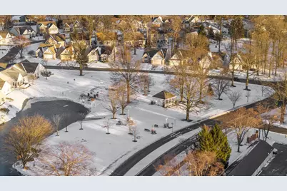 3204 Clairborne Crossing, Valparaiso, IN 46385 - Photo 9