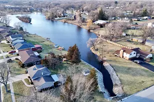 2400 W 59th Pl, Merrillville, IN 46410 - Photo 19