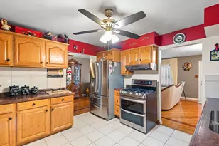 2400 W 59th Pl, Merrillville, IN 46410 - Photo 7