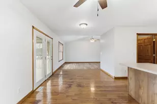 11869 Salyer Dr, Wheatfield, IN 46392 - Photo 17