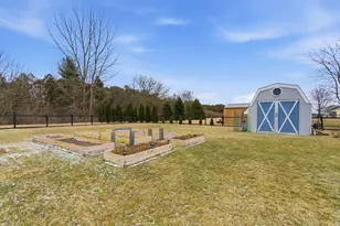 11869 Salyer Dr, Wheatfield, IN 46392 - Photo 25