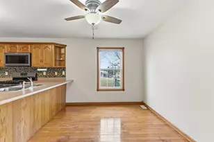 11869 Salyer Dr, Wheatfield, IN 46392 - Photo 11