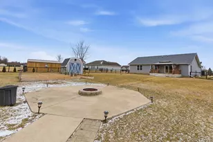 11869 Salyer Dr, Wheatfield, IN 46392 - Photo 35