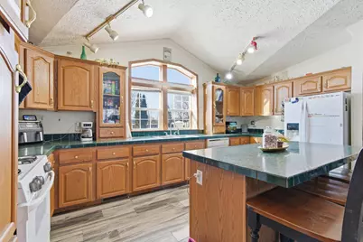 4827 E 994 N, Demotte, IN 46310 - Photo 9