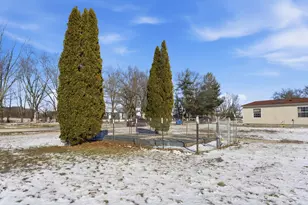 4827 E 994 N, Demotte, IN 46310 - Photo 23