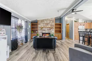 4827 E 994 N, Demotte, IN 46310 - Photo 3