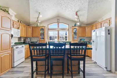 4827 E 994 N, Demotte, IN 46310 - Photo 7