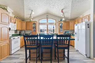 4827 E 994 N, Demotte, IN 46310 - Photo 7