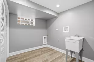 1320 Delaware St, Gary, IN 46407 - Photo 21