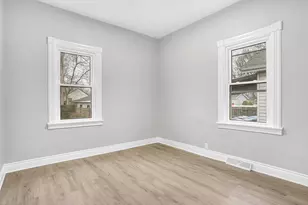 7428 Jackson Ave, Hammond, IN 46324 - Photo 9