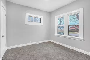 7428 Jackson Ave, Hammond, IN 46324 - Photo 7