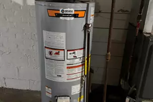 346 Richard Gordon Hatcher Blvd, Gary, IN 46404 - Photo 11