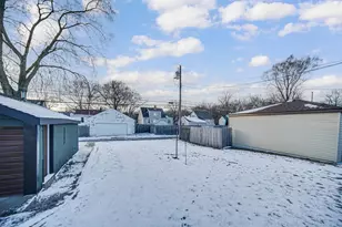 7120 Montana Ave, Hammond, IN 46323 - Photo 17