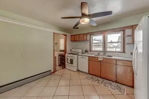 9046 Kleinman Rd, Highland, IN 46322 - Photo 7